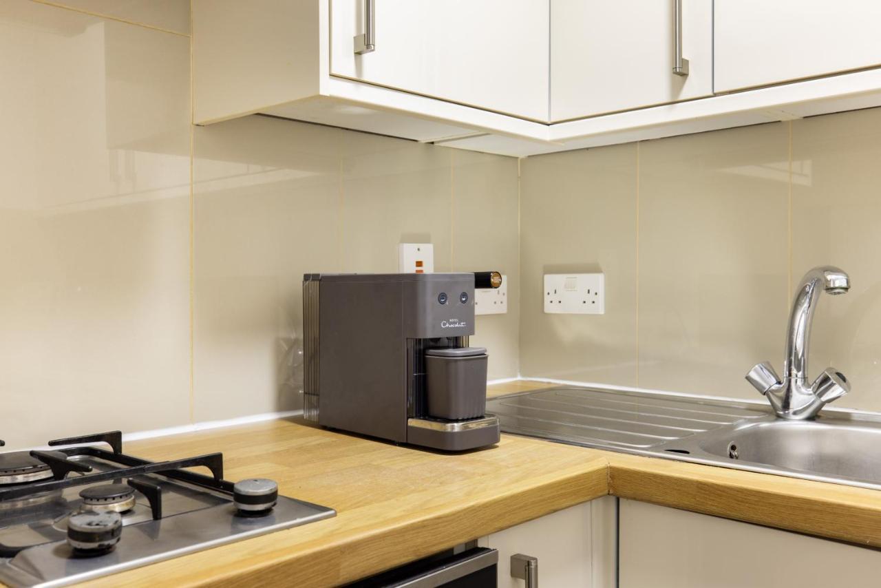 Mornington Crescent Apartment London Exterior photo